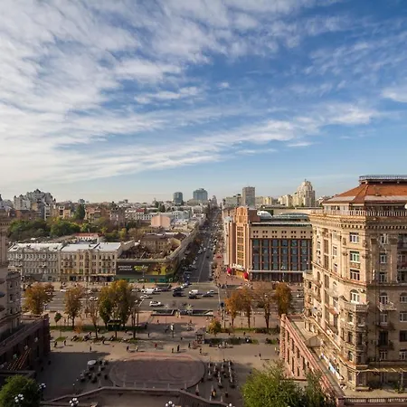 On Khreschatyk *