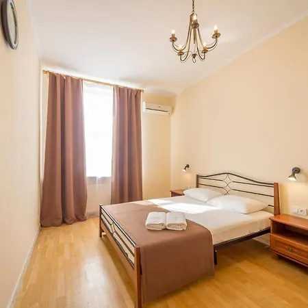 Apartment On Khreschatyk
